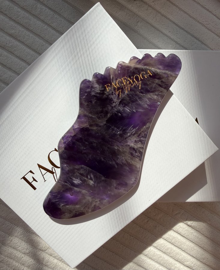 Gua sha z ametystu premium