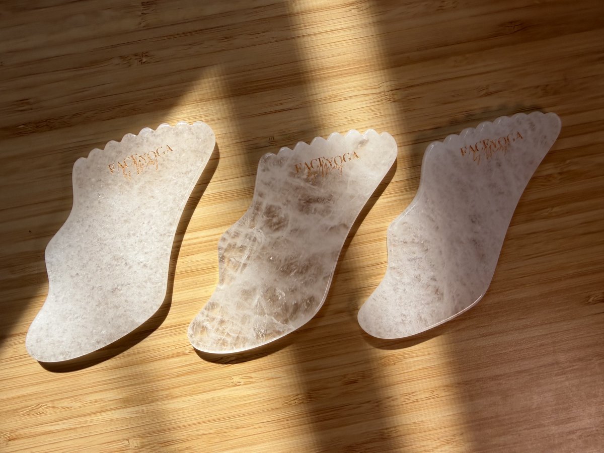Gua sha z białego jadeitu - obrazek 6