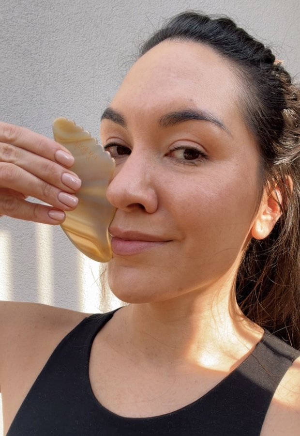 Gua sha z szarego agatu - obrazek 3